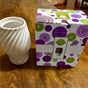 Two Scentsy wall diffuser’s